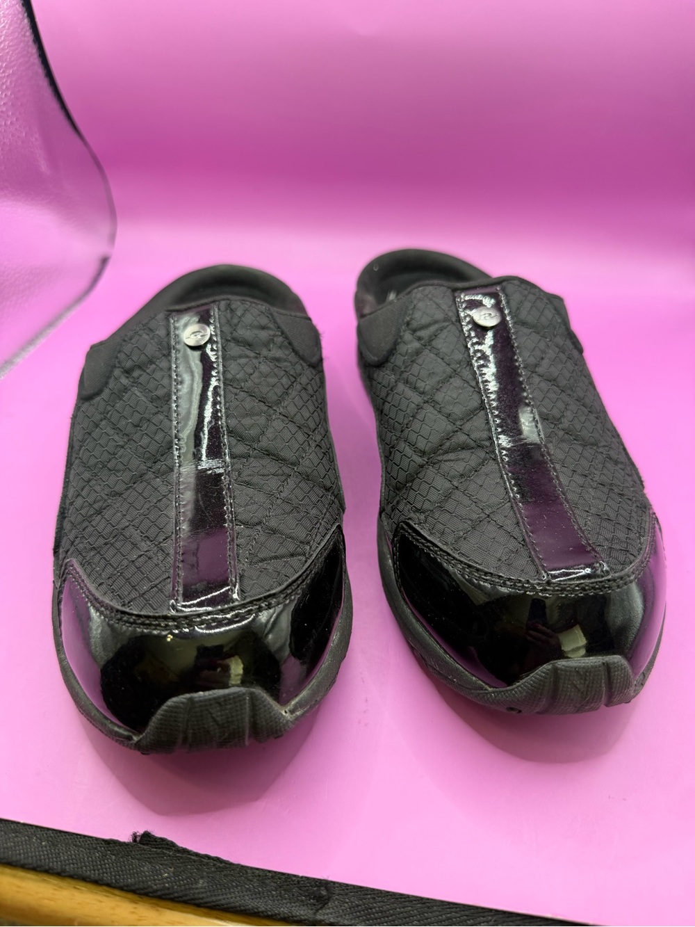 Easy Spirit Slip-on Sneaker size 8